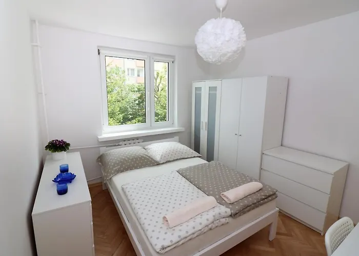 Accommodatie bij particulieren Aj *